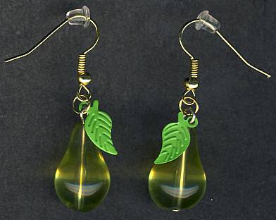 green%20pears%20earrings.jpg?13324591410